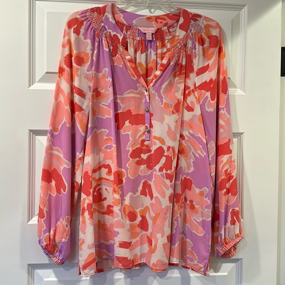 Lilly Pulitzer floral print blouse in Large